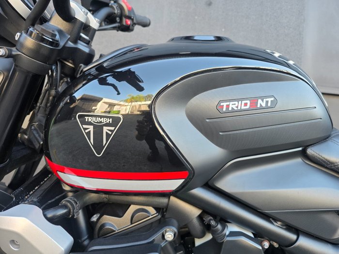 2021 Triumph TRIDENT 660 BLACK