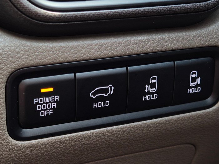 2024 Kia Carnival GT-Line Lite