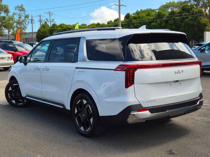 2024 Kia Carnival GT-Line Lite