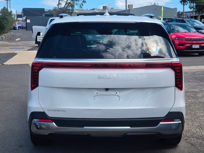 2024 Kia Carnival GT-Line Lite