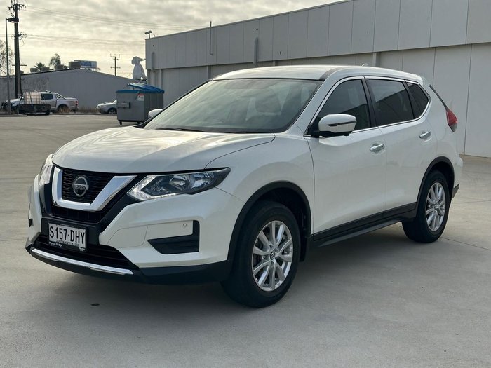 2022 Nissan X-TRAIL ST