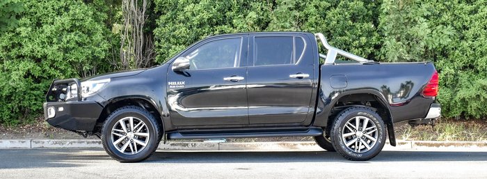 2020 Toyota Hilux SR5