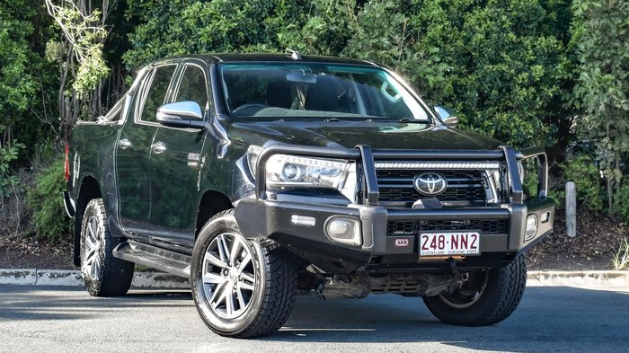 2020 Toyota Hilux SR5
