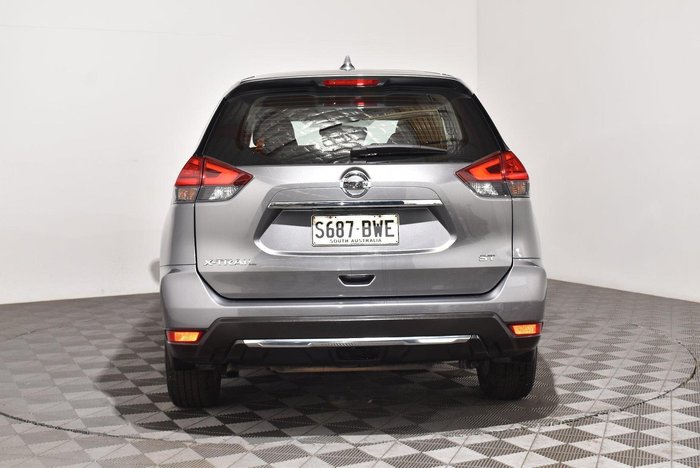 2018 Nissan X-TRAIL ST