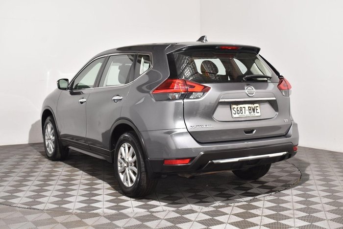 2018 Nissan X-TRAIL ST