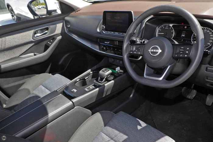 2026 Nissan X-TRAIL ST