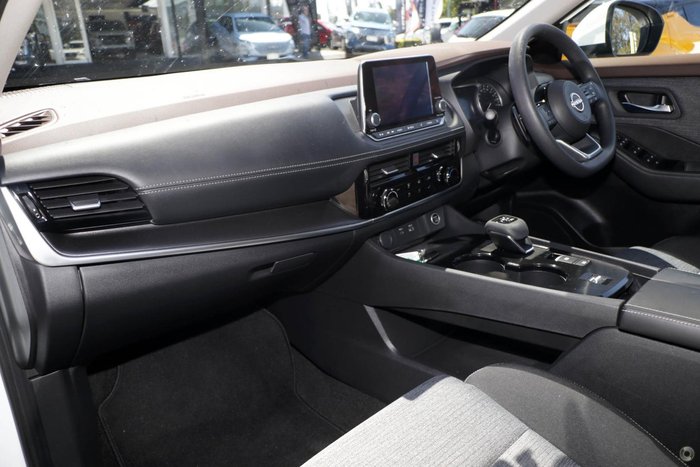 2026 Nissan X-TRAIL ST