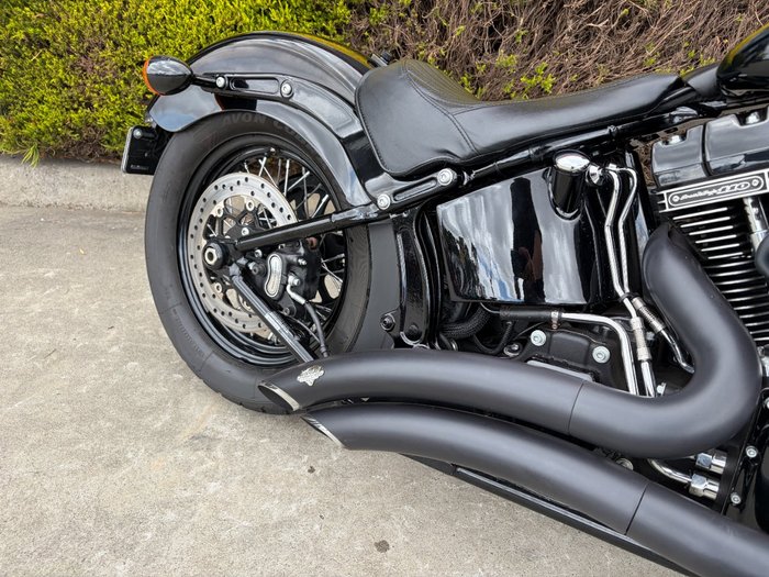 2017 HARLEY-DAVIDSON FLSS SOFTAIL SLIM S Black