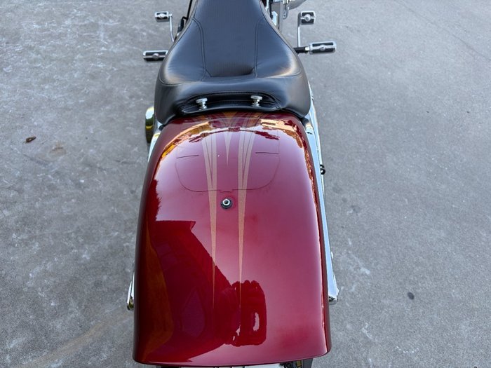 2017 HARLEY-DAVIDSON FXSB SOFTAIL BREAKOUT Red