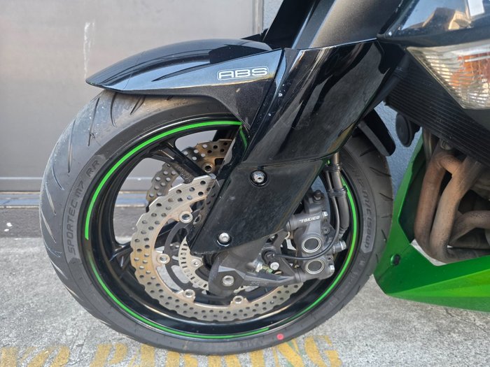 2012 Kawasaki Z1000 GREEN