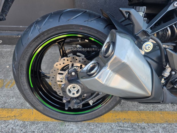 2012 Kawasaki Z1000 GREEN