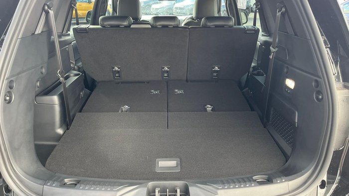 2025 Ford Everest Platinum