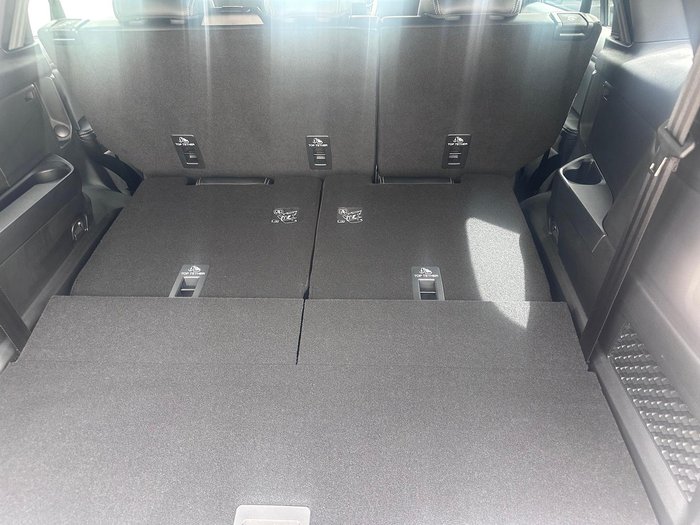 2025 Ford Everest Platinum