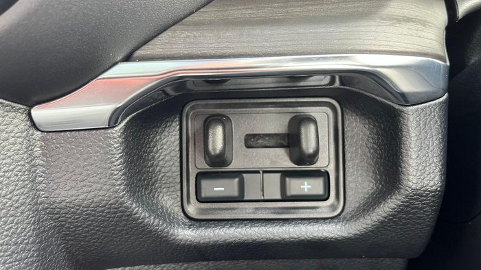 2025 Ford Everest Platinum