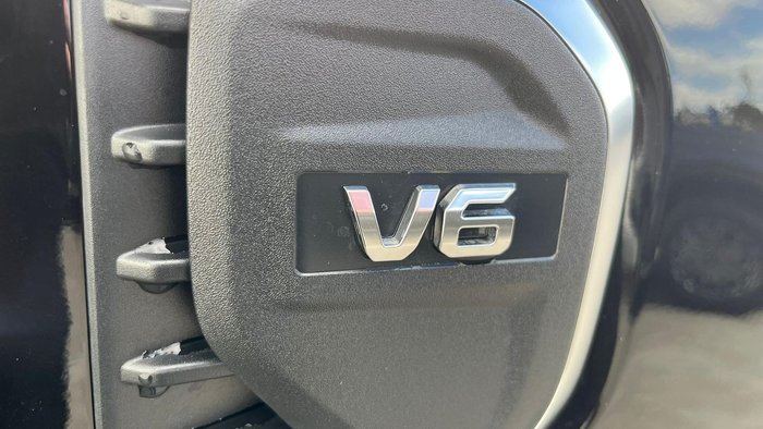 2025 Ford Everest Platinum