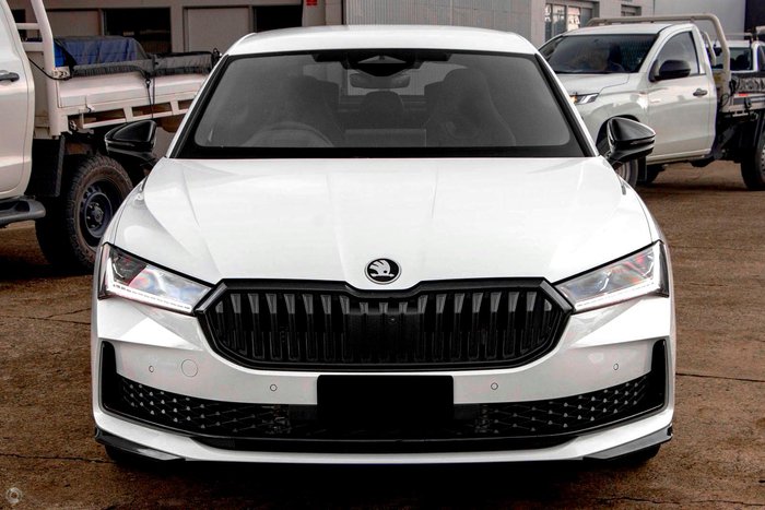 2026 SKODA Superb 195TSI Sportline