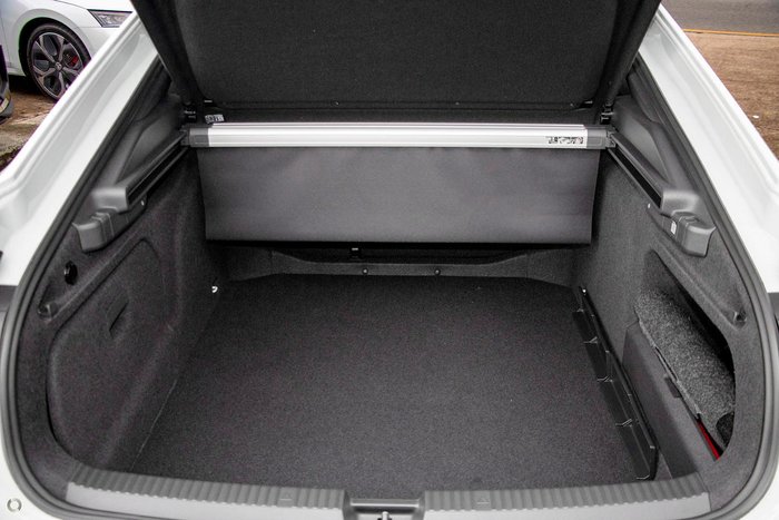 2026 SKODA Superb 195TSI Sportline