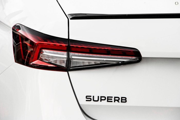 2026 SKODA Superb 195TSI Sportline