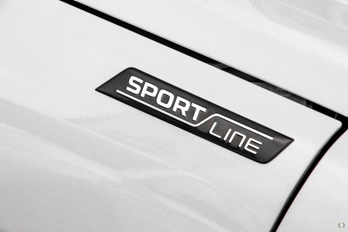 2026 SKODA Superb 195TSI Sportline