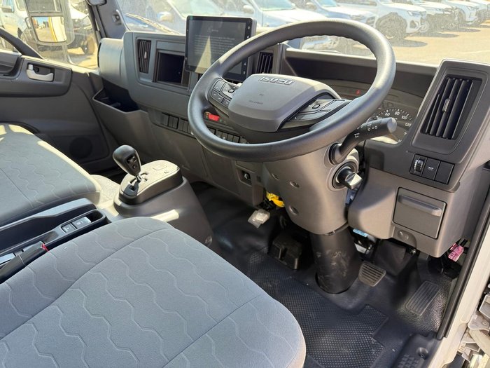 2026 Isuzu N Series NQR 88/80-190 AM D42, AUTO, 8 PALLET FREIGHT PACK