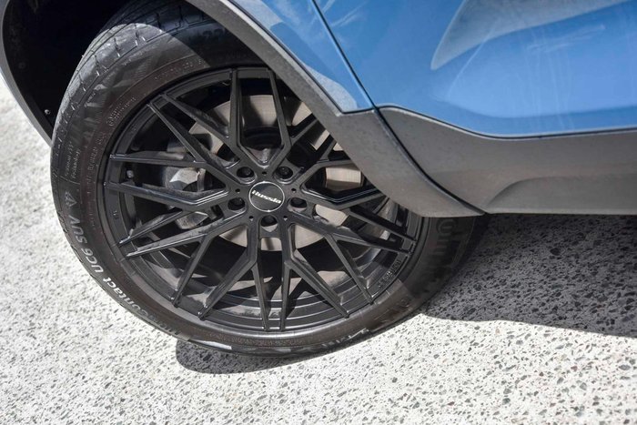 2023 Volvo XC40 Ultimate B4 Bright