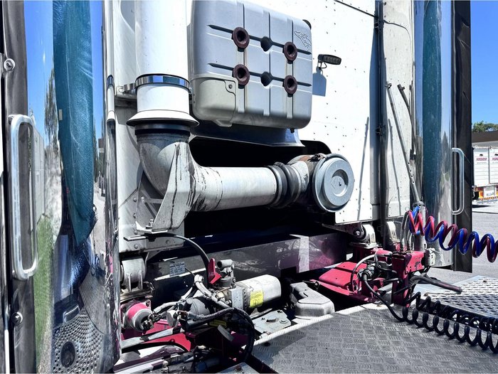 2007 Kenworth K104b