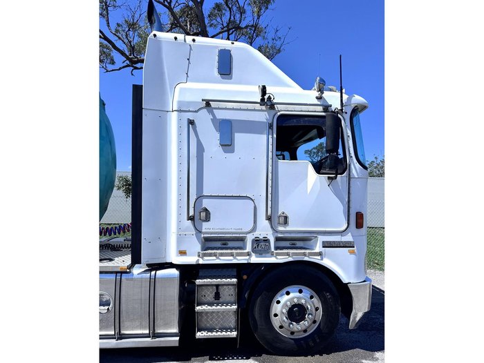 2007 Kenworth K104b