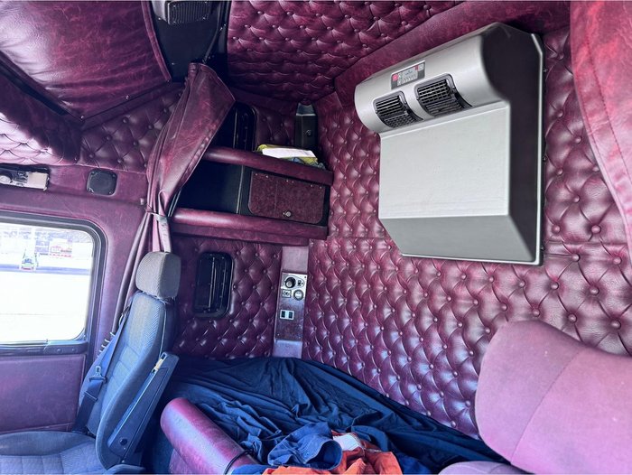 2007 Kenworth K104b