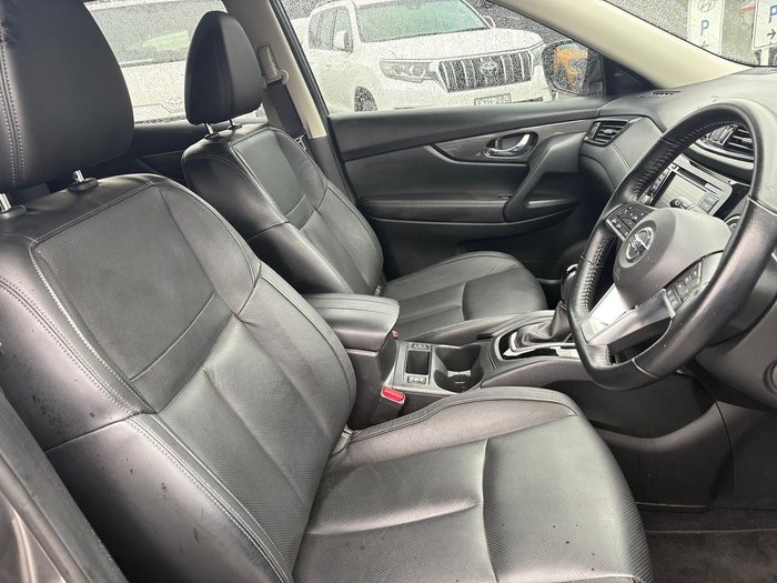 2022 Nissan X-TRAIL ST-L