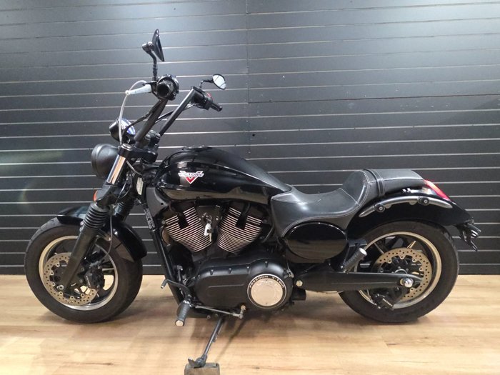 2014 VICTORY JUDGE Black