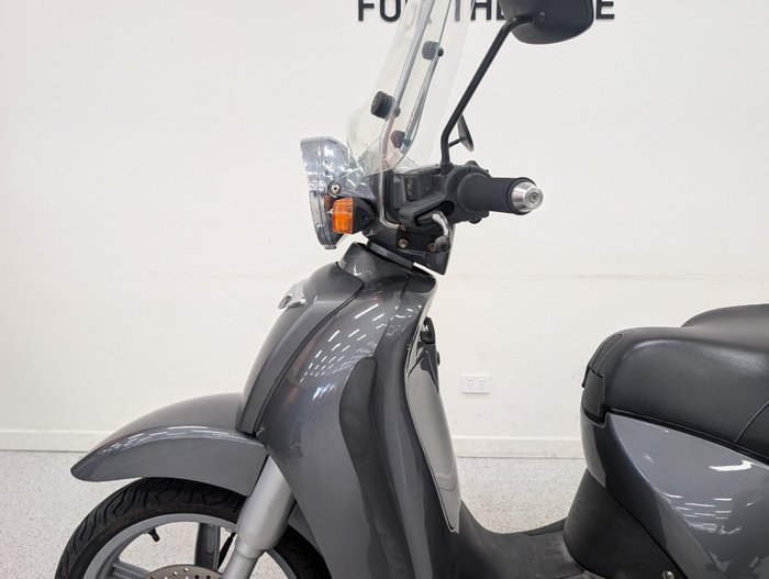 2007 APRILIA SCARABEO 250ie grey