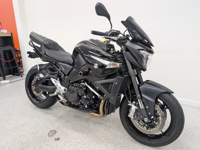 Suzuki 2010 SUZUKI GSX1300BK B-KING Black