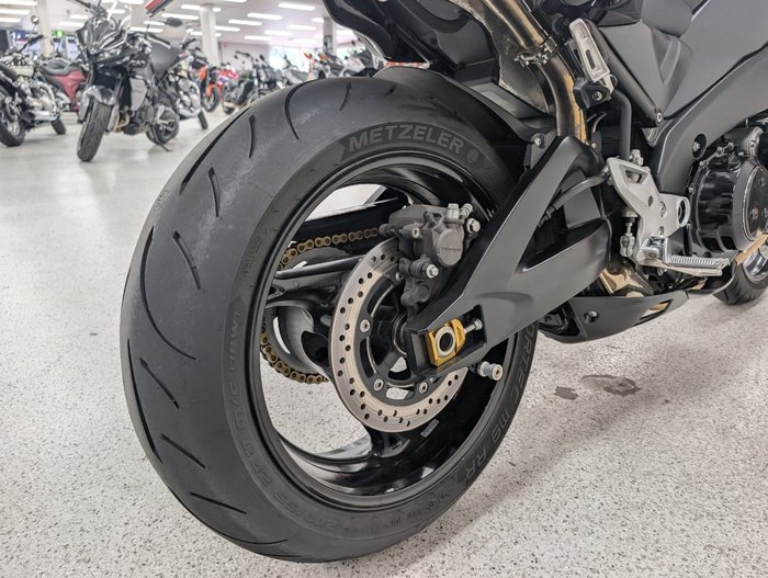 Suzuki 2010 SUZUKI GSX1300BK B-KING Black