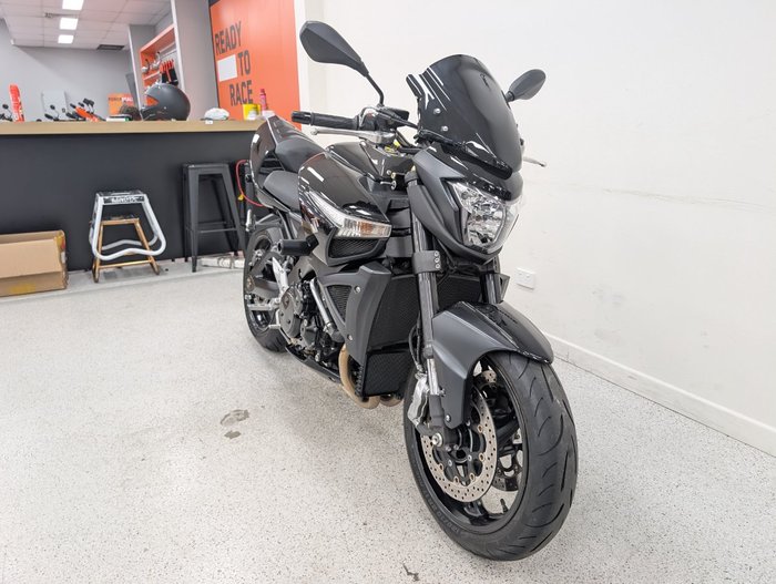 Suzuki 2010 SUZUKI GSX1300BK B-KING Black