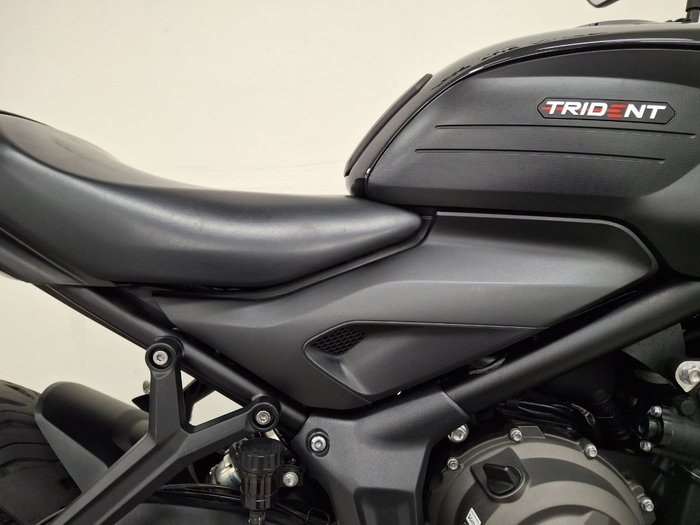 2021 Triumph TRIDENT 660 Black