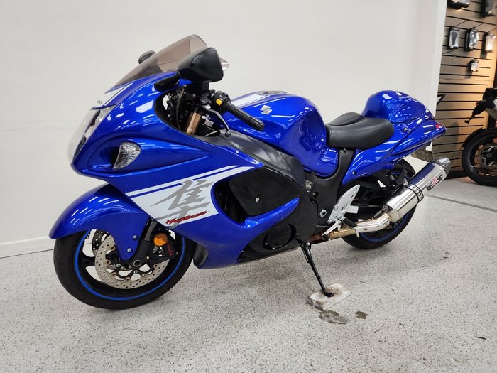 2017 Suzuki GSX1300RA (HAYABUSA) Blue