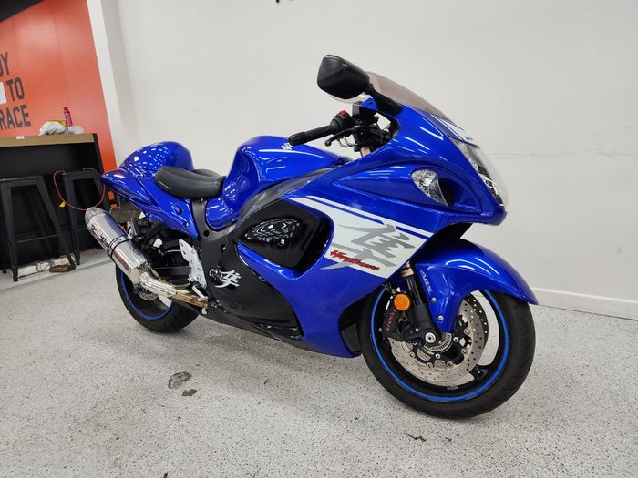 2017 Suzuki GSX1300RA (HAYABUSA) Blue