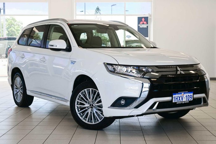 2018 Mitsubishi Outlander PHEV ES ADAS