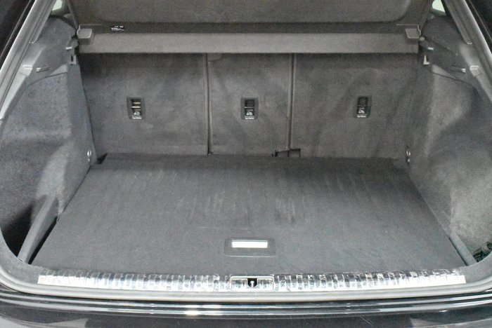 2021 Audi Q3 40 TFSI S line