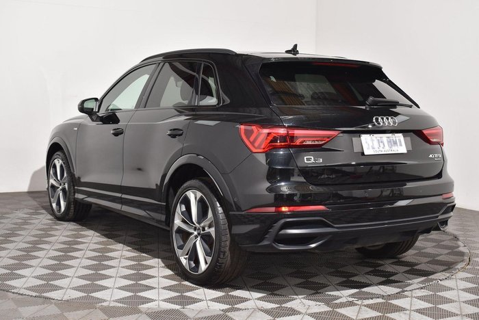 2021 Audi Q3 40 TFSI S line
