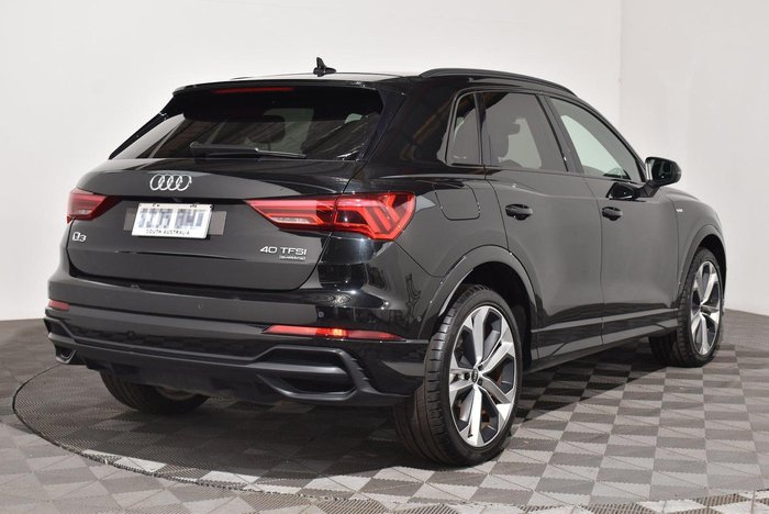 2021 Audi Q3 40 TFSI S line