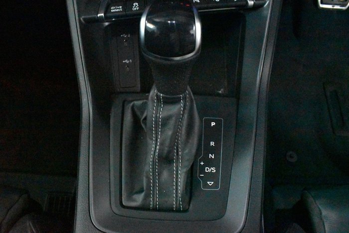 2021 Audi Q3 40 TFSI S line