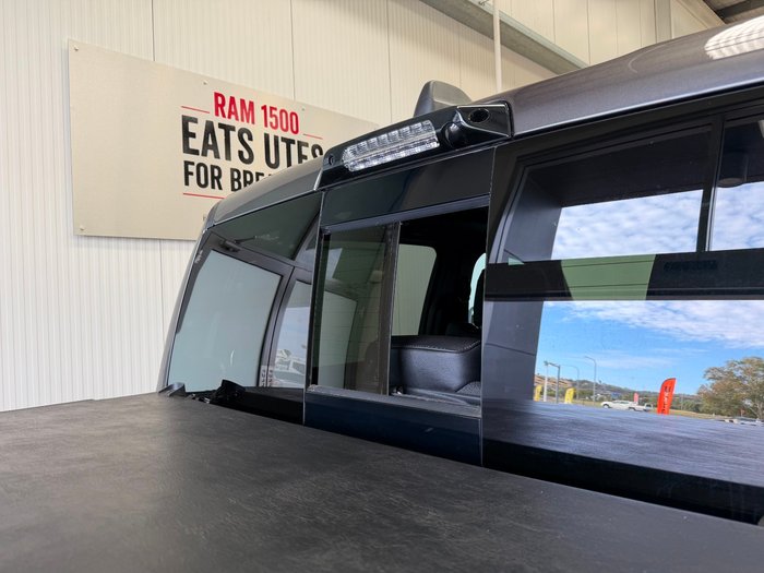 Ram 1500 Limited RamBox