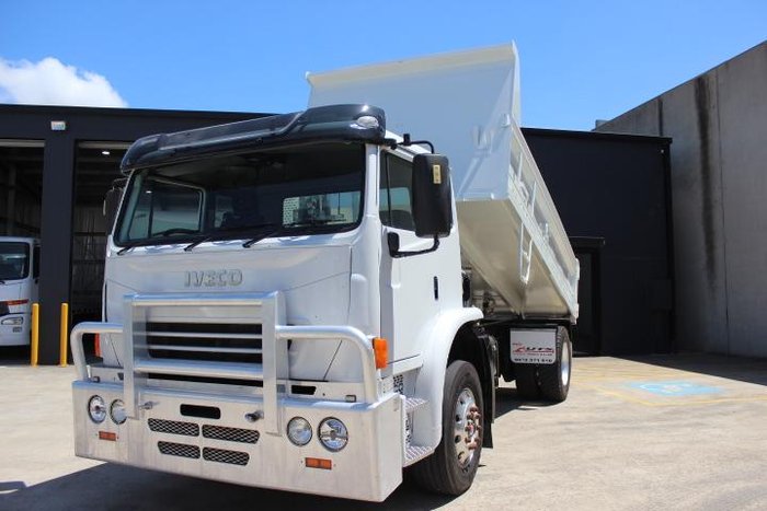 2013 Iveco Acco 2350G 280 WHITE