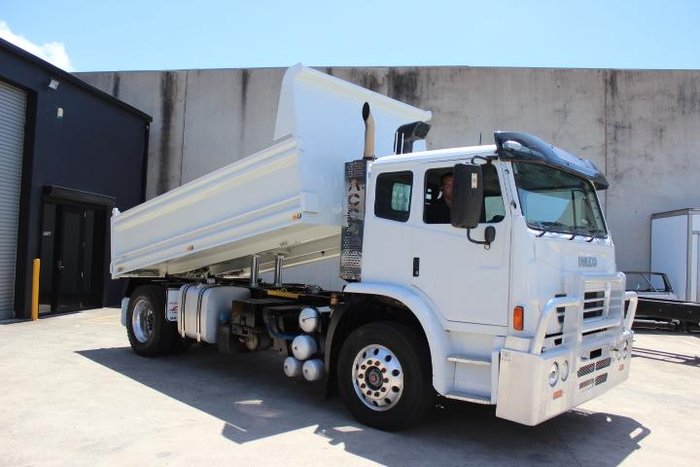 2013 Iveco Acco 2350G 280 WHITE