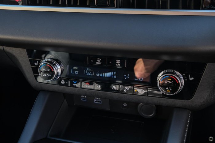 2024 Mitsubishi Outlander PHEV GSR