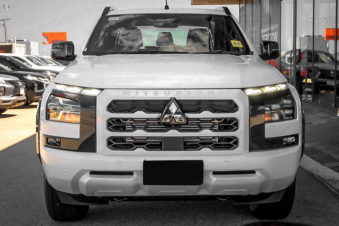 2025 Mitsubishi Triton GSR