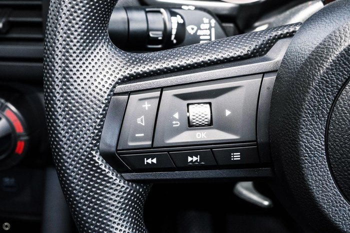 2025 Mitsubishi Triton GLX