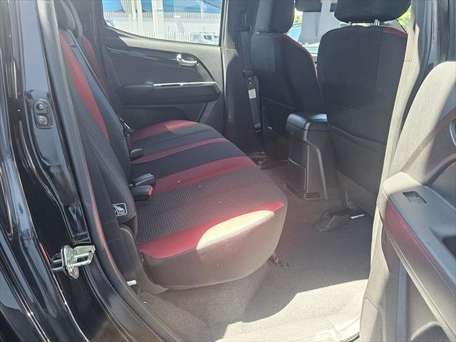 2017 Isuzu D-MAX X-RUNNER