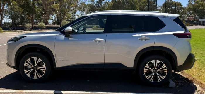 2025 Nissan X-TRAIL ST-L e-POWER